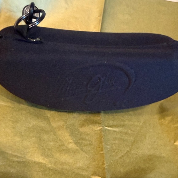 Unisex Authentic Maui Jim MJ SPORT Polarized Sunglasses w/ Hard and Soft Case! - Picture 8 of 9